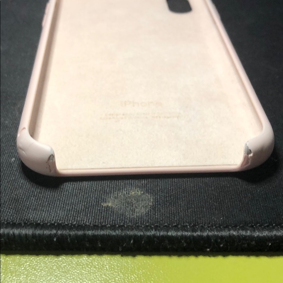 Silicone Apple case - Picture 3 of 4